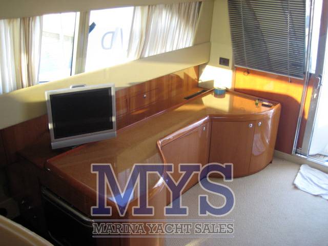 Ferretti 590