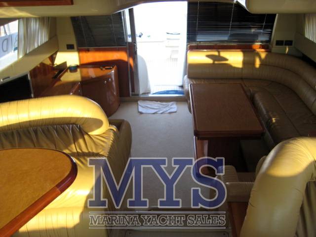 Ferretti 590