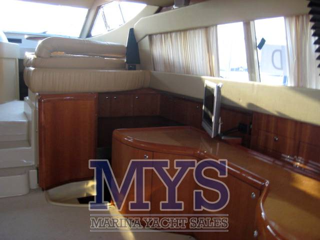 Ferretti 590