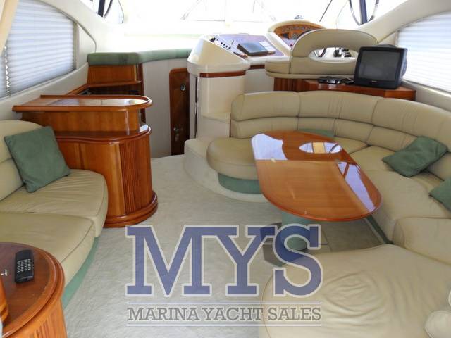 Azimut 46