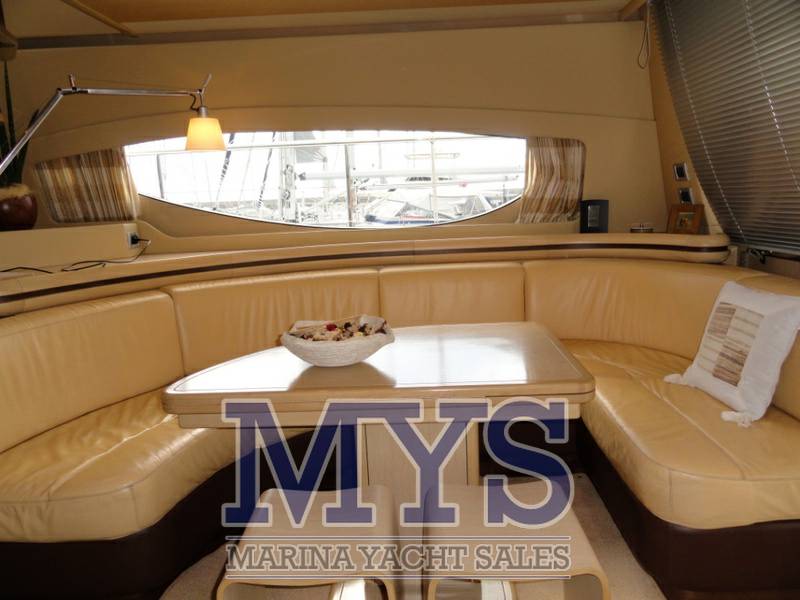 Ferretti 550