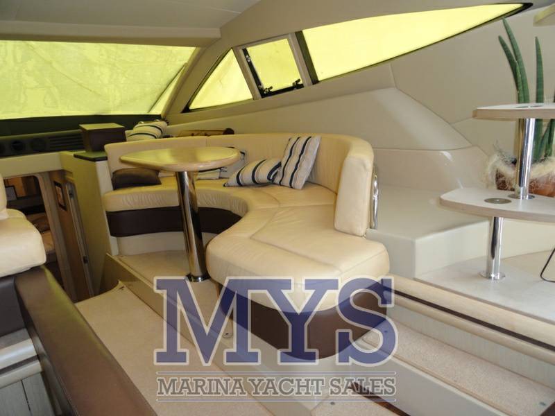 Ferretti 550