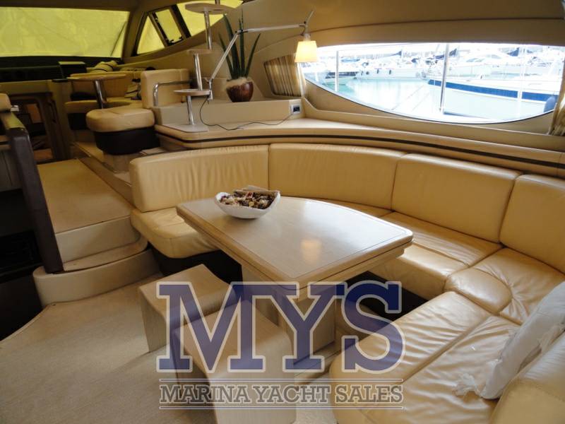 Ferretti 550