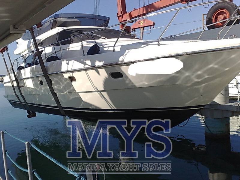 Ferretti 460