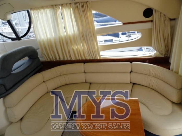 Azimut 39 fly