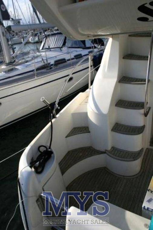 Azimut 39 fly