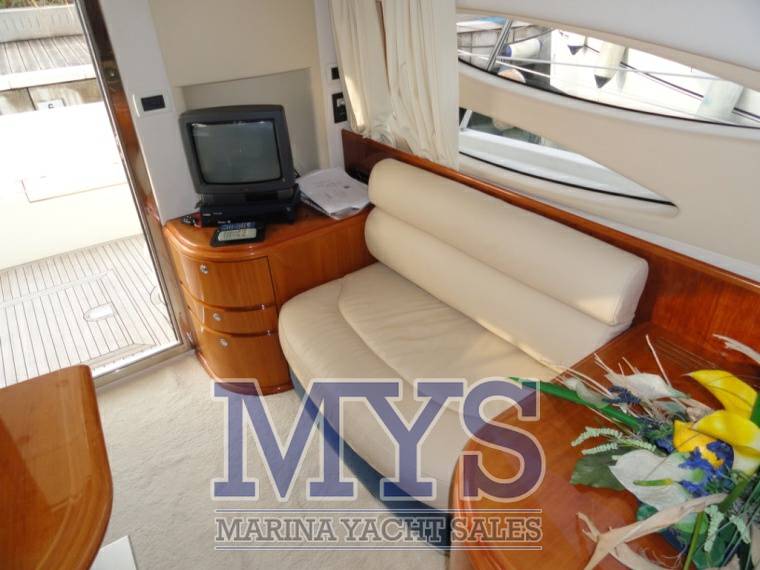 Azimut 39 fly