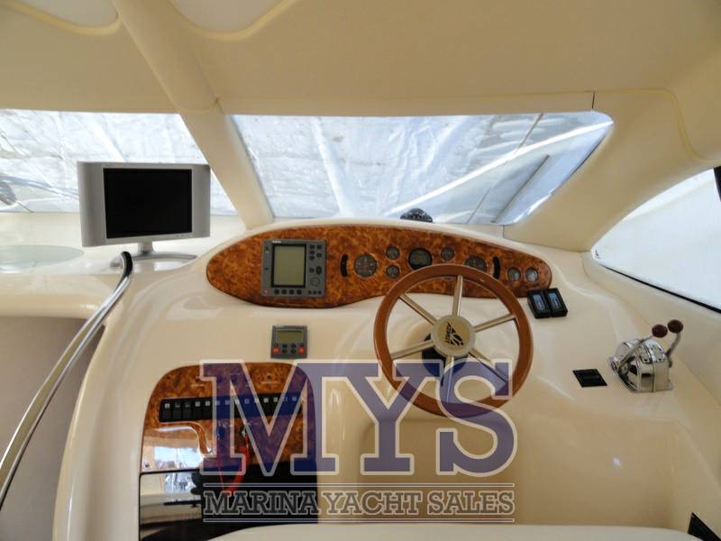 Azimut 39 fly