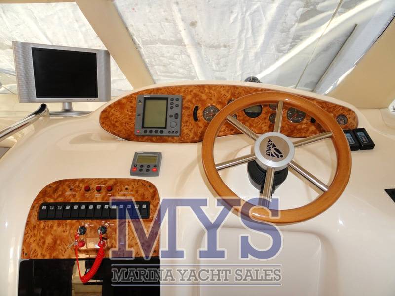 Azimut 39 fly
