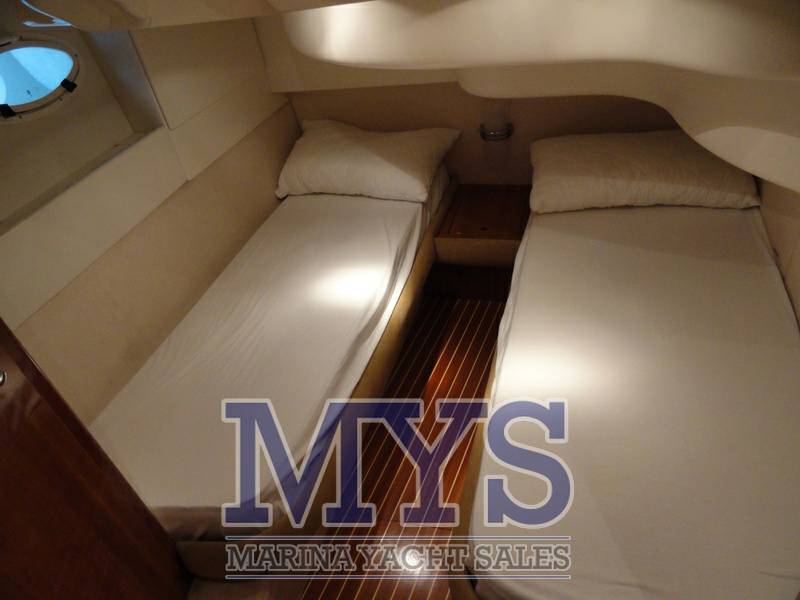 Azimut 39 fly