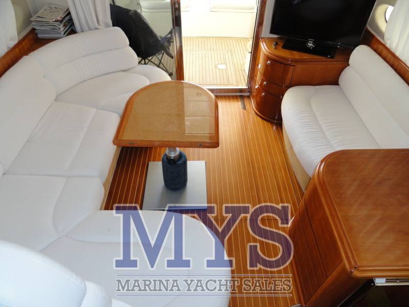 Azimut 39 fly