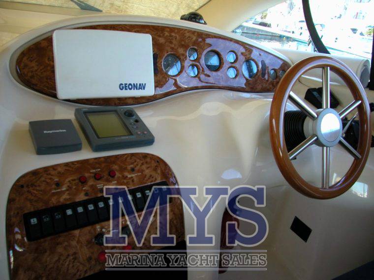 Azimut 42