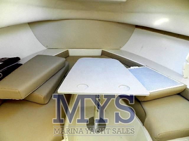 Boston whaler 255 conquest