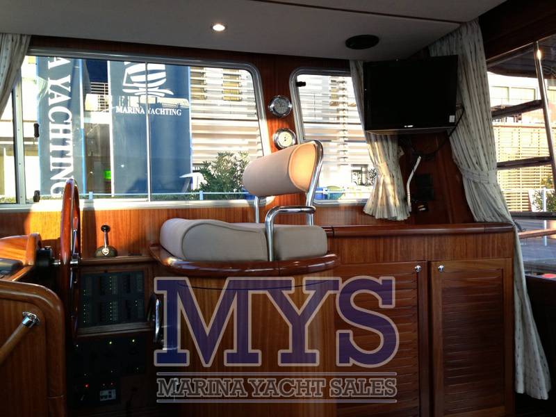 Menorquin 180 flybridge