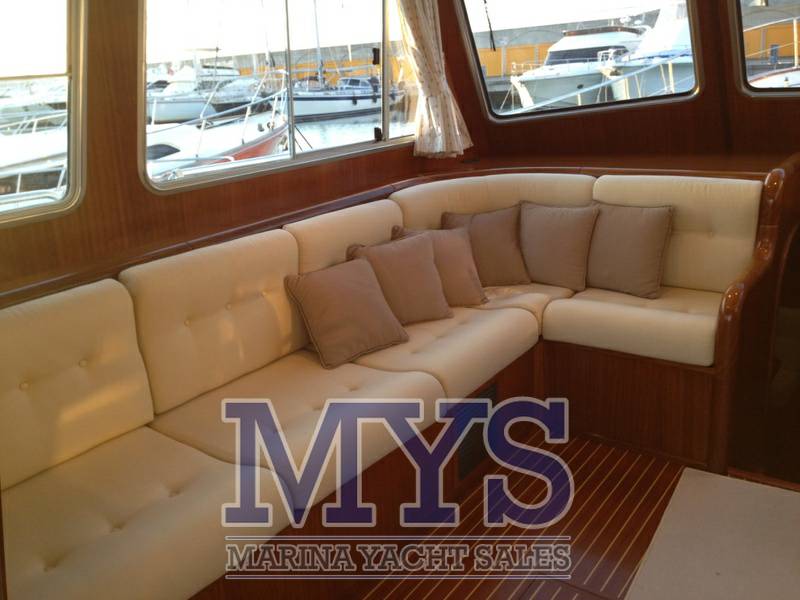 Menorquin 180 flybridge
