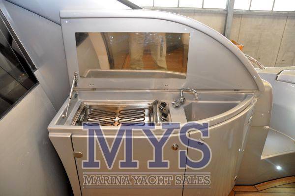 Pershing 62