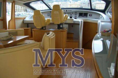Pershing 88