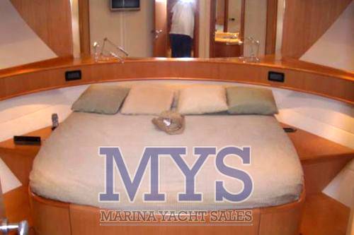 Pershing 88