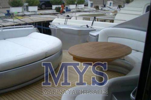 Pershing 88
