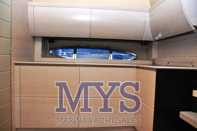 Atlantis 55 hard top