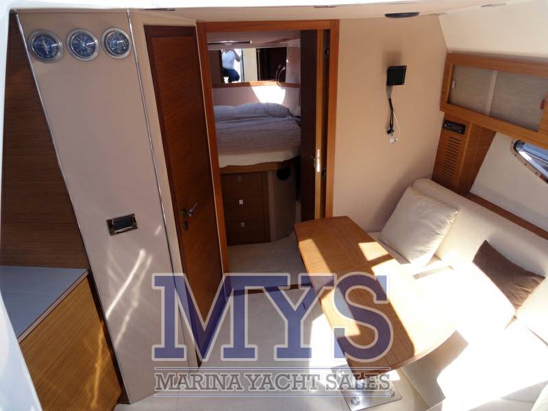 Atlantis 35