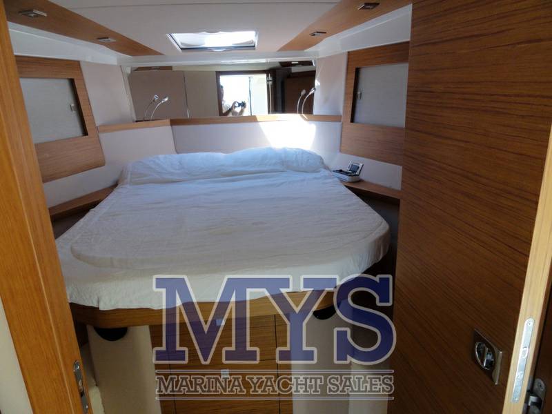 Atlantis 35