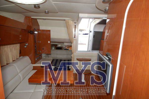 Regal marine 3560