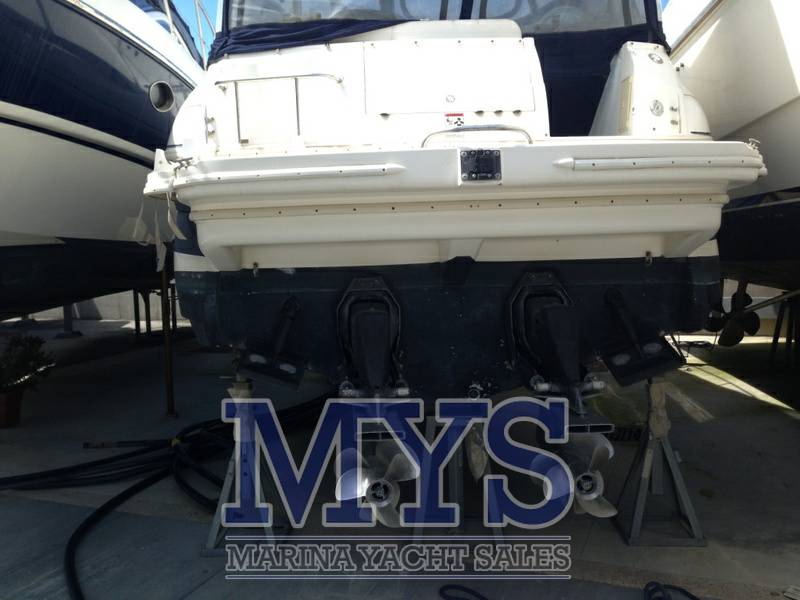 Cruiser yacht 300 express