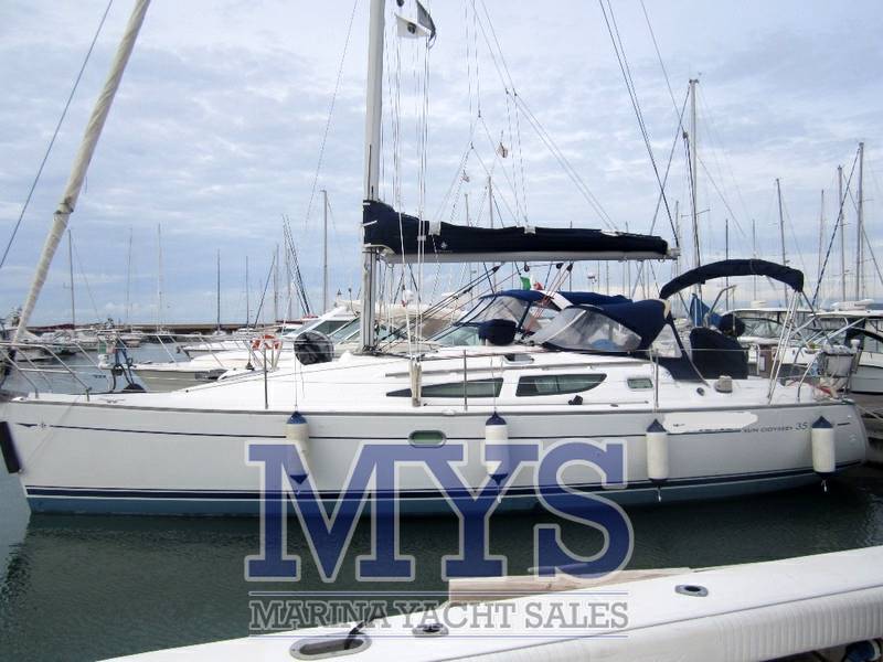Jeanneau Sun odyssey 35