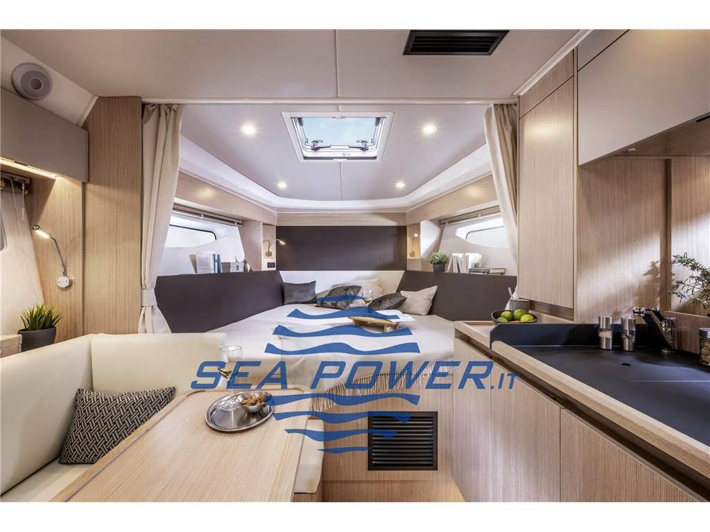 Bavaria Sr35 hard top