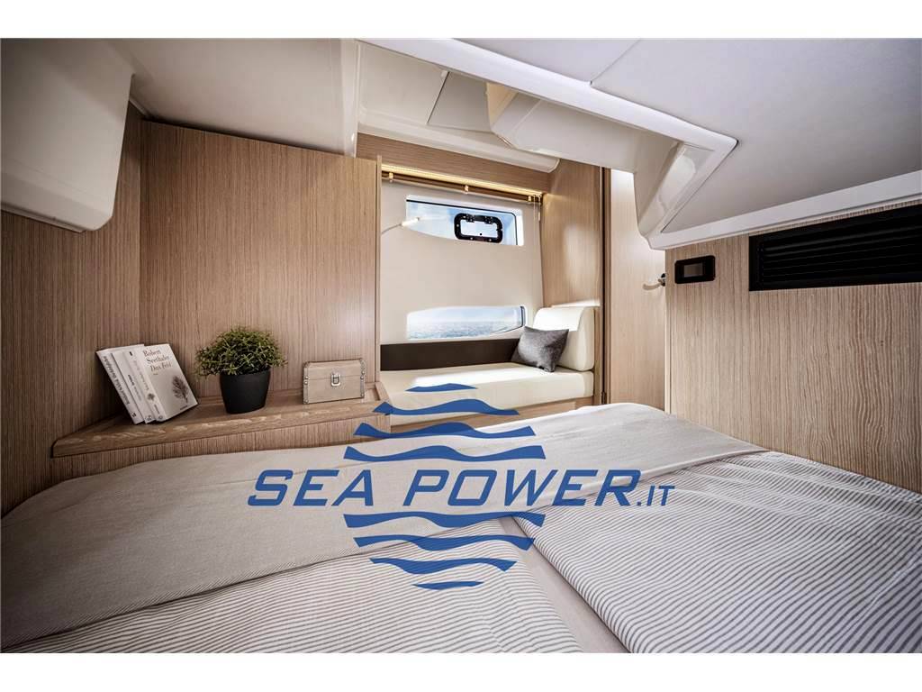 Bavaria Sr35 hard top