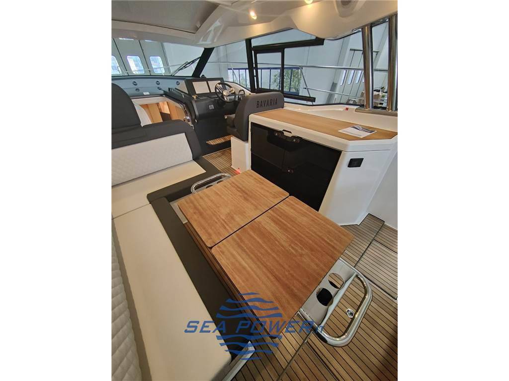 Bavaria Sr 36 hard top charter
