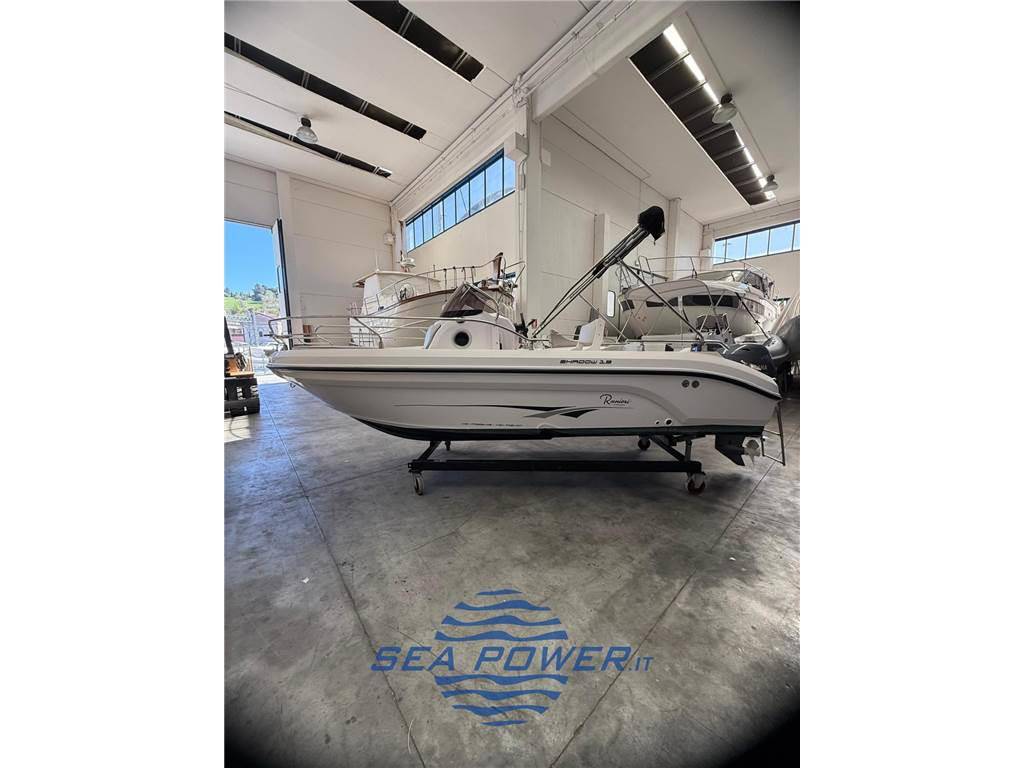 Ranieri cantiere Shadow 19