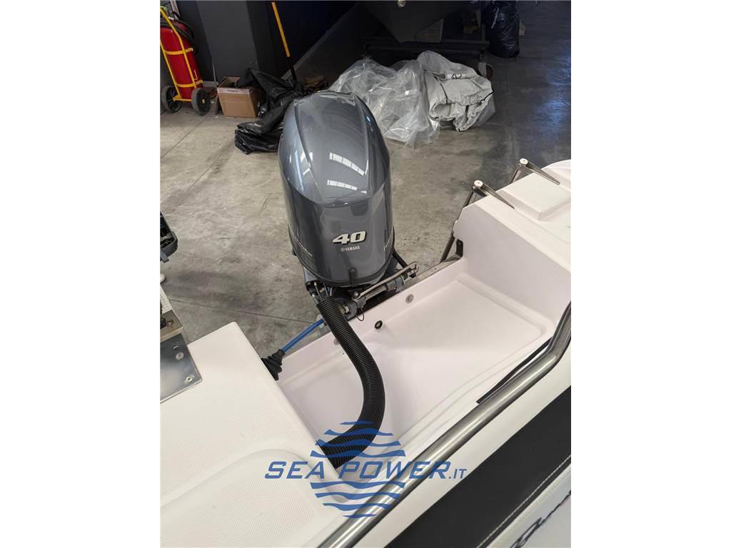Ranieri cantiere Shadow 19