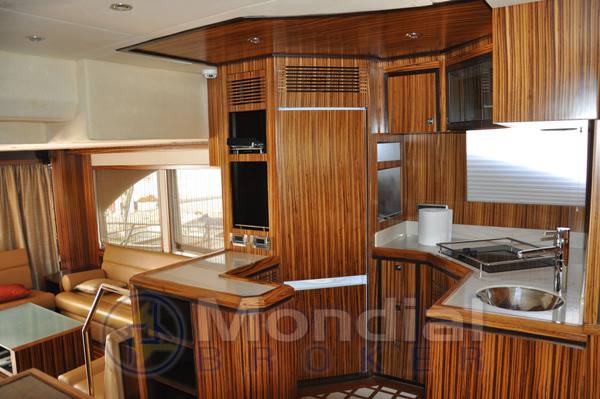 Gulf craft Majesty 63