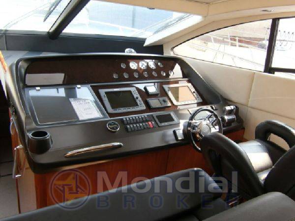 Sunseeker Predator 62