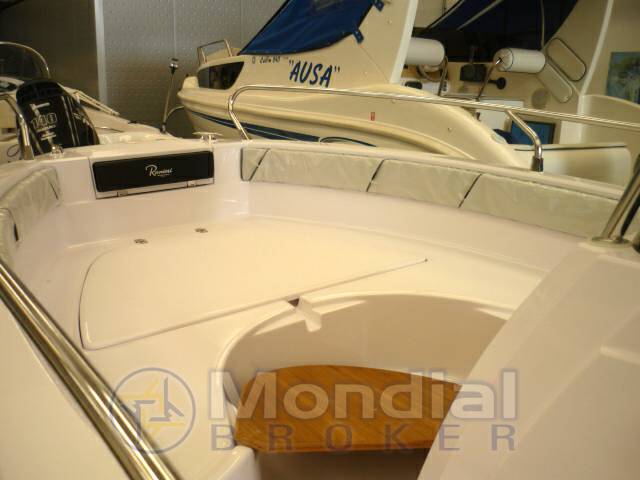 Ranieri international Voyager 18 s
