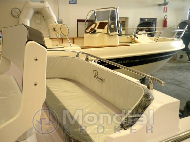 Ranieri international Voyager 18 s