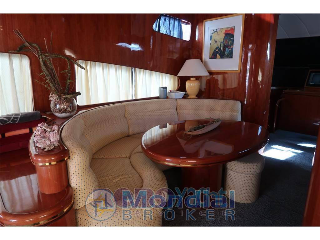 Elegance 70 flybridge