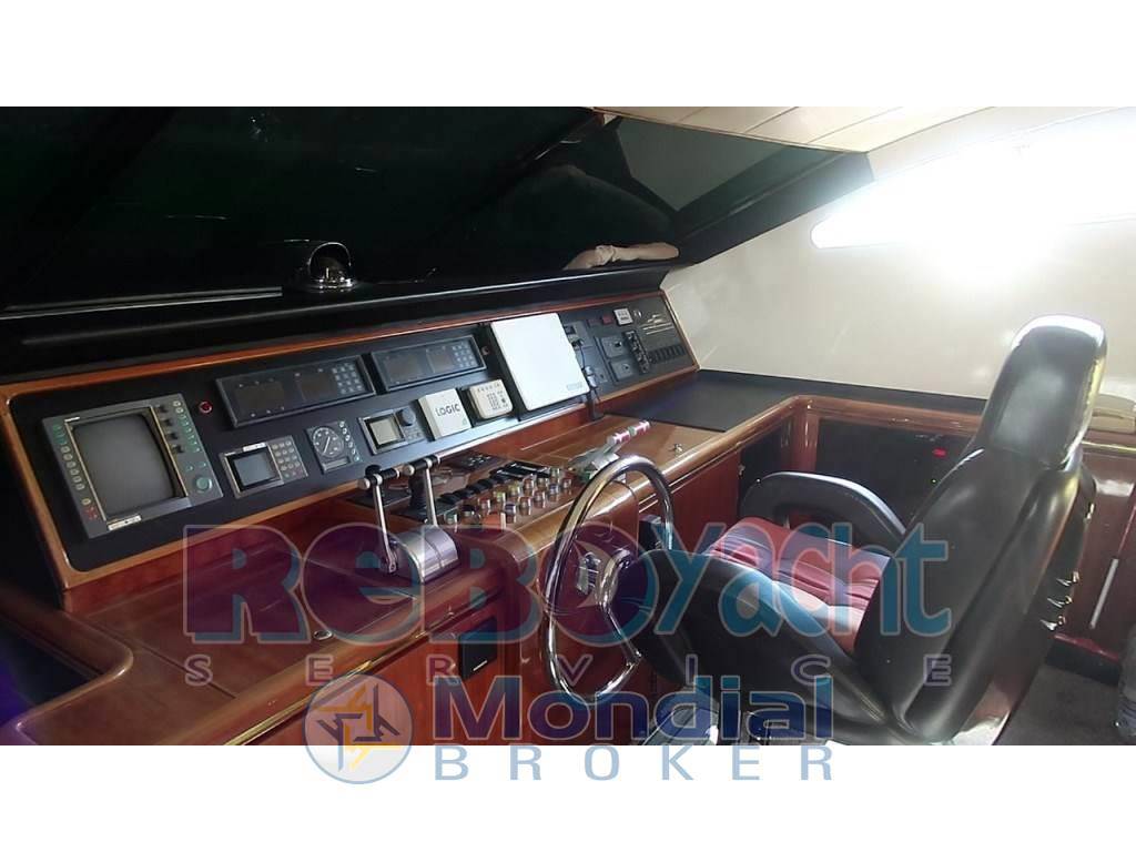 Elegance 70 flybridge