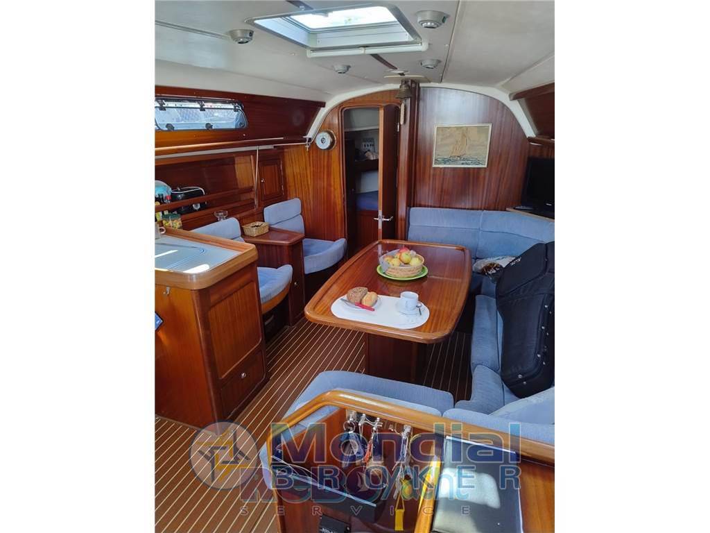 Bavaria 37 cruiser