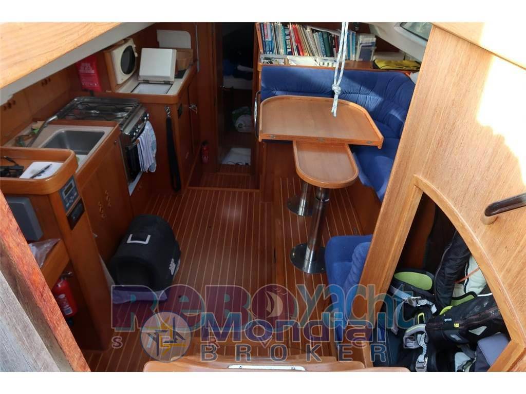 Wauquiez 40 pilot saloon