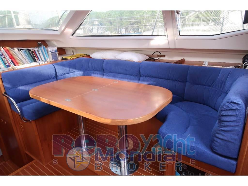 Wauquiez 40 pilot saloon
