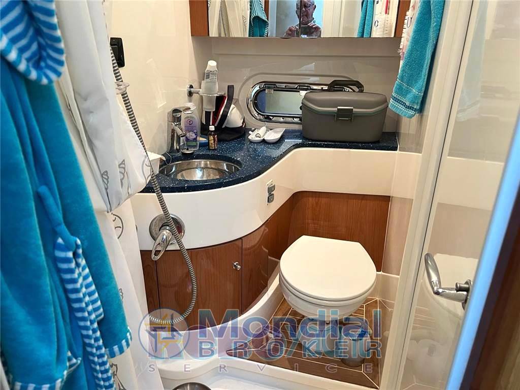 Sealine F 42.5
