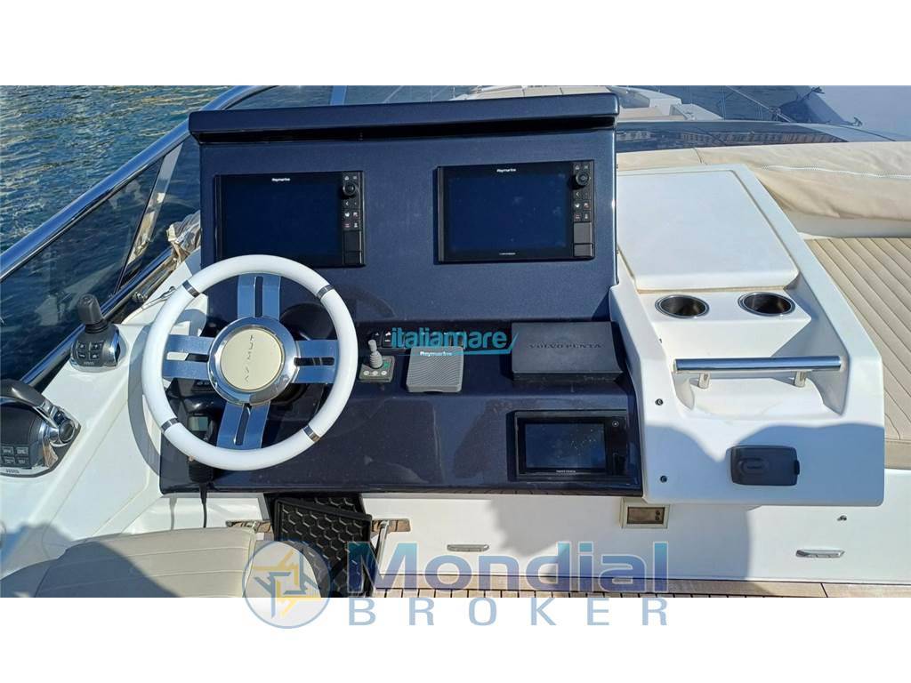 Azimut 77s