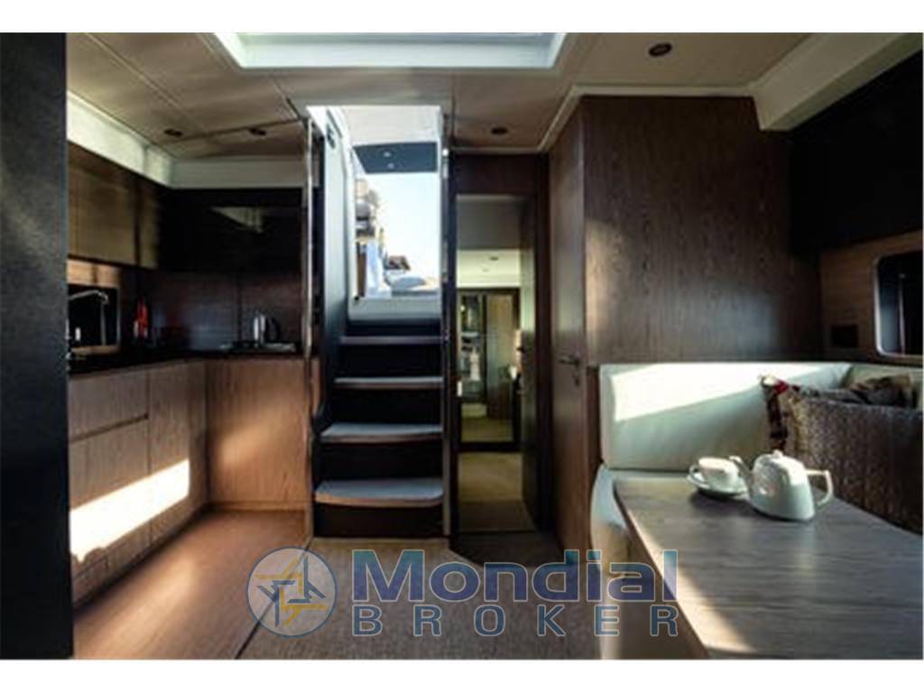 Azimut Atlantis 45