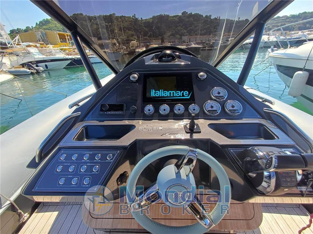 Panamera yacht Py100