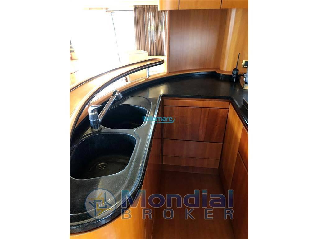 Azimut 62 flybridge evo