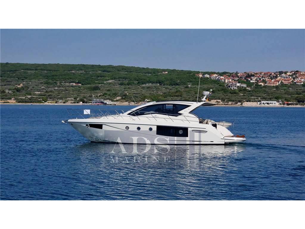 Cranchi M 44 ht