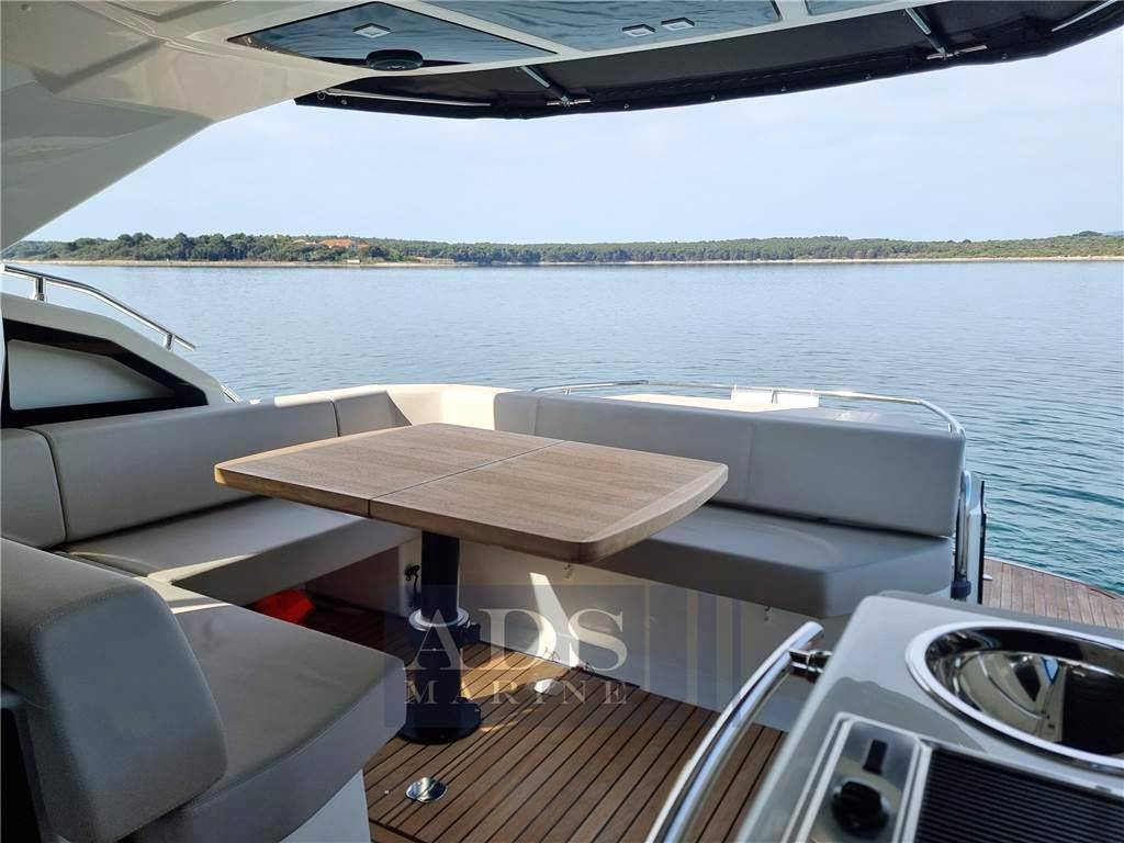 Cranchi M 44 ht